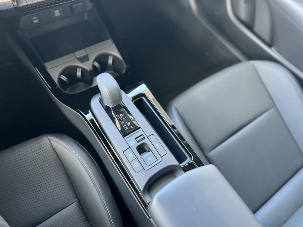 2023 toyota prius hybrid xle black 13